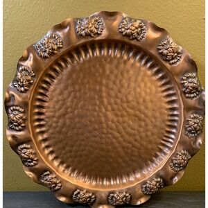Gregorian Solid Copper Floral Hammered Platter Round Tray USA 60s Vintage 9"